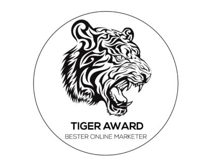 tigeraward_trophy2